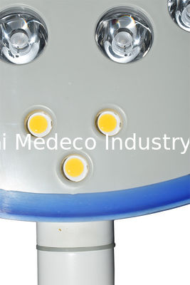 Apparecchiature mediche ospedaliere di serie V Tipo mobile 700 Luce operativa senza ombre a LED chirurgica con batteria